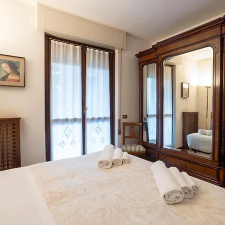 Mandello Sotto Grigna * מנדלו דל לאריו